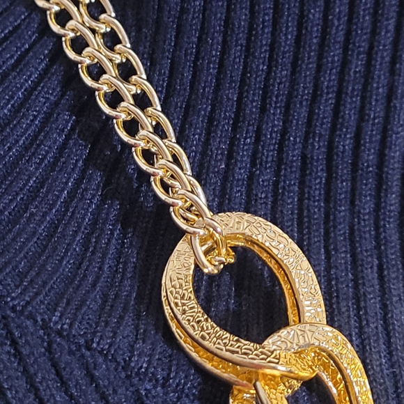 Beaded strands and double cuban link long loop necklace - Picture 4 of 6